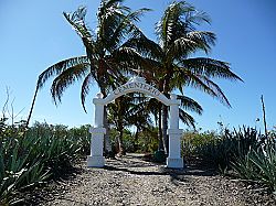 Cabuya island entrance Cabuya Island cementery entrance